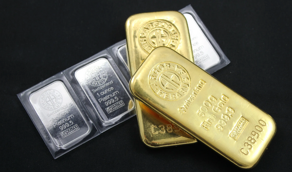 Platinum vs. White Gold: What's the Difference?