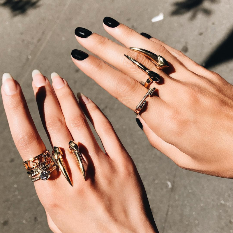 Damian Brevis Horn Talisman Ring In 18-Karat Yellow Gold