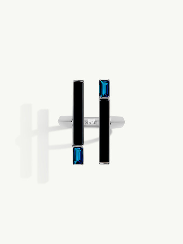 Invidia Black Onyx Column Ring With Baguette-Cut Blue Sapphires In 18-Karat White Gold