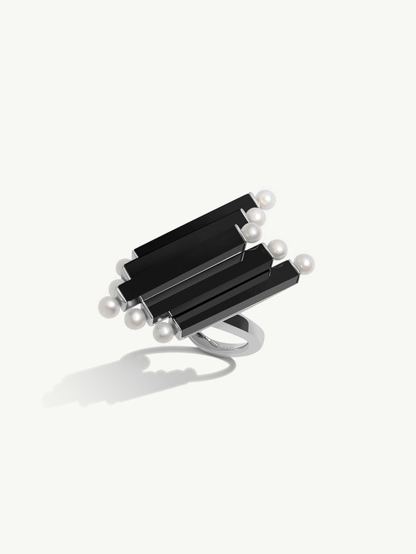 Invidia Black Onyx Column & Pearl Ring In 18-Karat White Gold