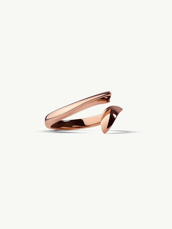 Pythia Serpentine Twist Ring In 18K Rose Gold
